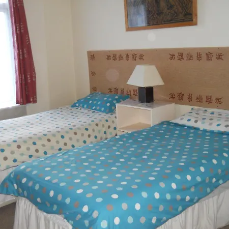 Hostel Falmouth Lodge *